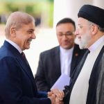 ایرانی صدر ڈاکٹر سید ابراہیم رئیسی کی وزیراعظم شہباز شریف سے ملاقات، دہشتگردی کے خاتمے کے لیے مشترکہ کوششوں پر اتفاق